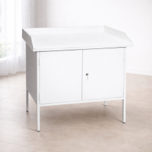 Prebaľovací stolík s uzamykateľnou skrinkou, HOPITAL CHANGING TABLE ZR LOCK