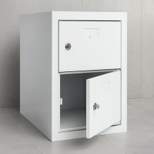 SHOEBOX H 1/2, ilustrovaná foto